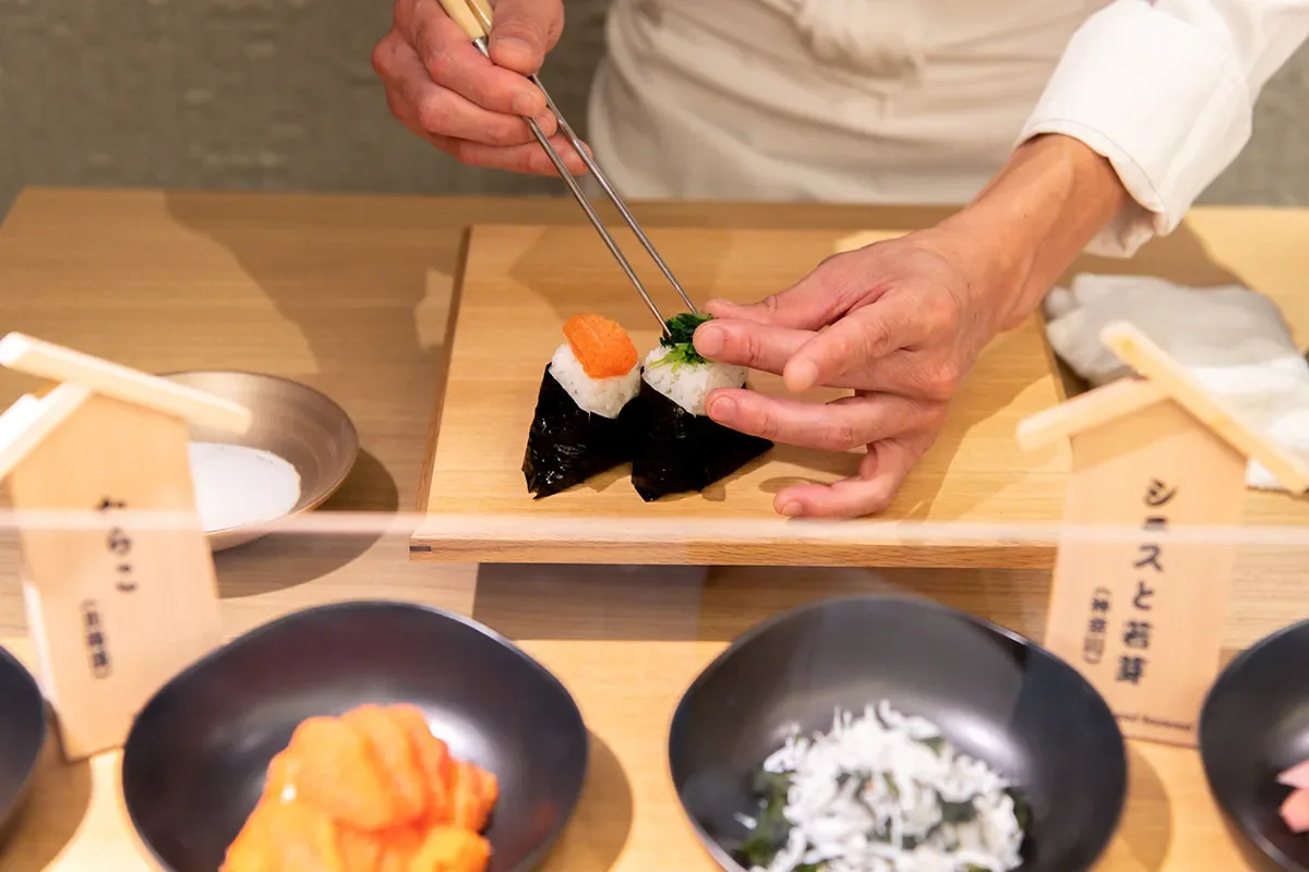レストラン